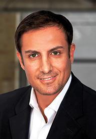 Simon Atik headshot