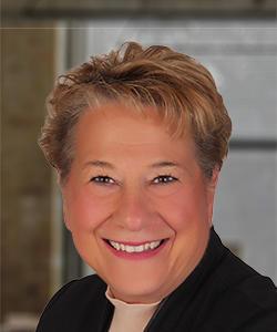 Marianne Jones headshot
