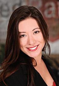 Elizabeth Harris headshot