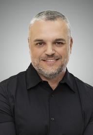 Tom Flood headshot