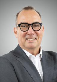 Bob Donovan headshot