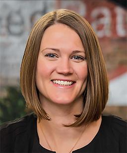 Sarah Grebenick headshot
