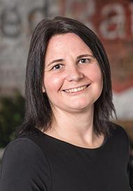 Jennifer Revenaugh headshot