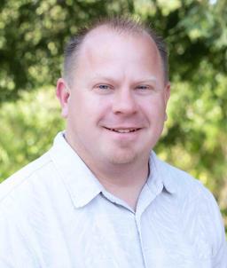 Dimitri Timm headshot
