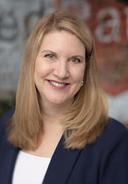 Diana Gunderson headshot