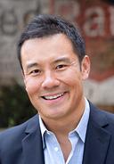 Allen Sun headshot