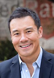 Allen Sun headshot
